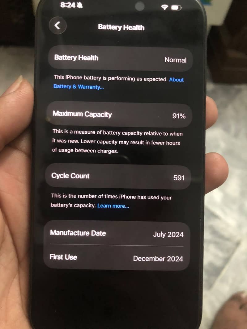 Apple iPhone 16 4