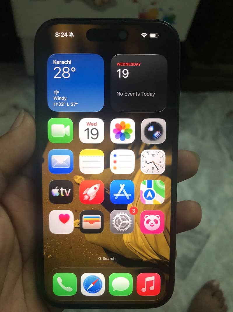 Apple iPhone 16 6