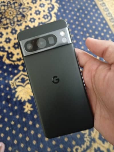 Google Pixel 8 Pro