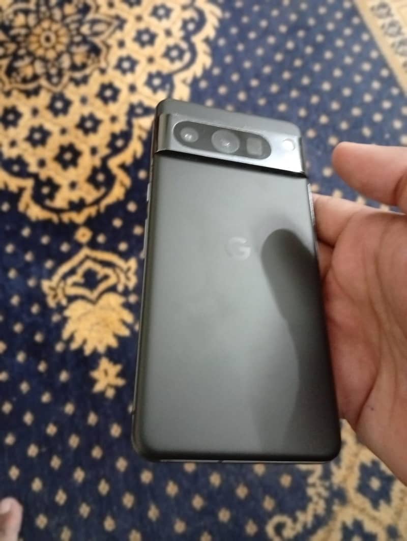 Google Pixel 8 Pro 3