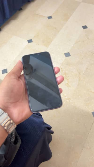 Apple iPhone 11