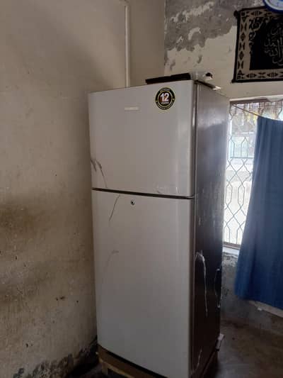 Kenwood fridge