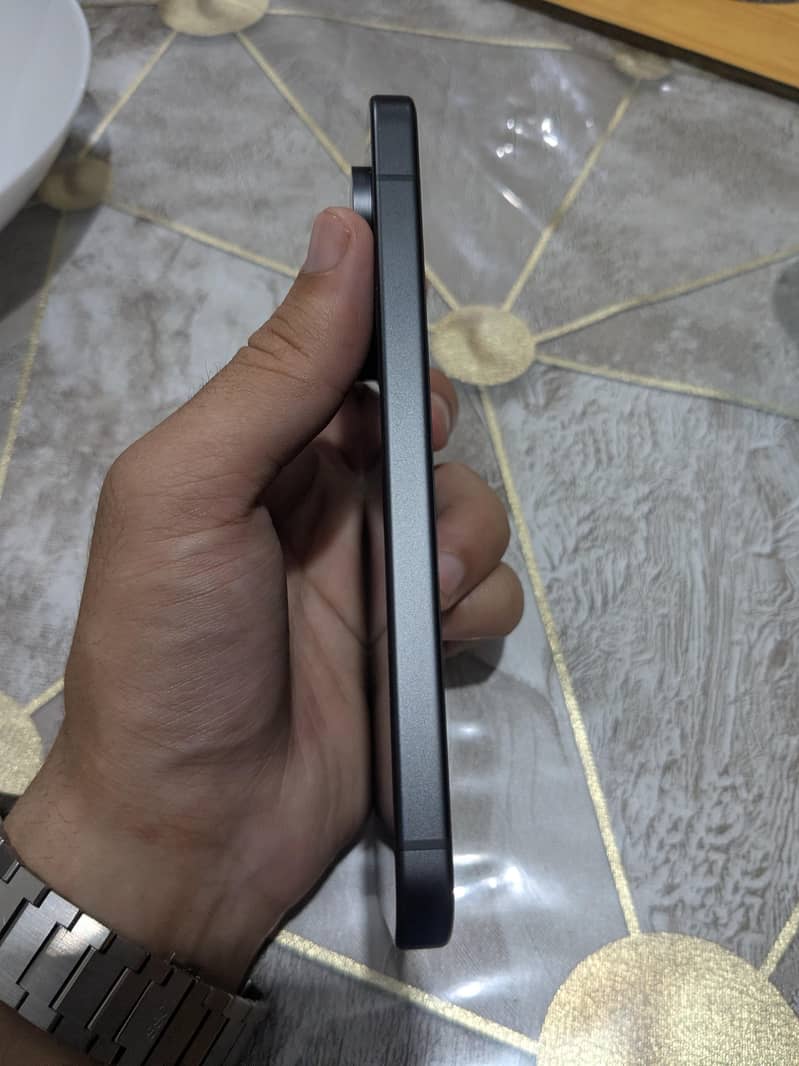 Google Pixel 9 3