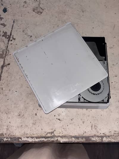 Ps 4 slim all good koi masala nahi ha 500 gb ma sill lagi hoye ha