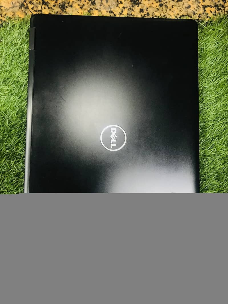 Laptop 0