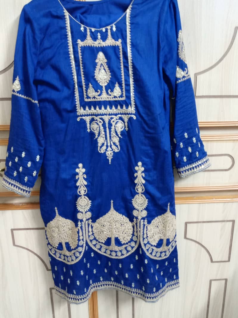 Extra small size  height 4.8inch 0