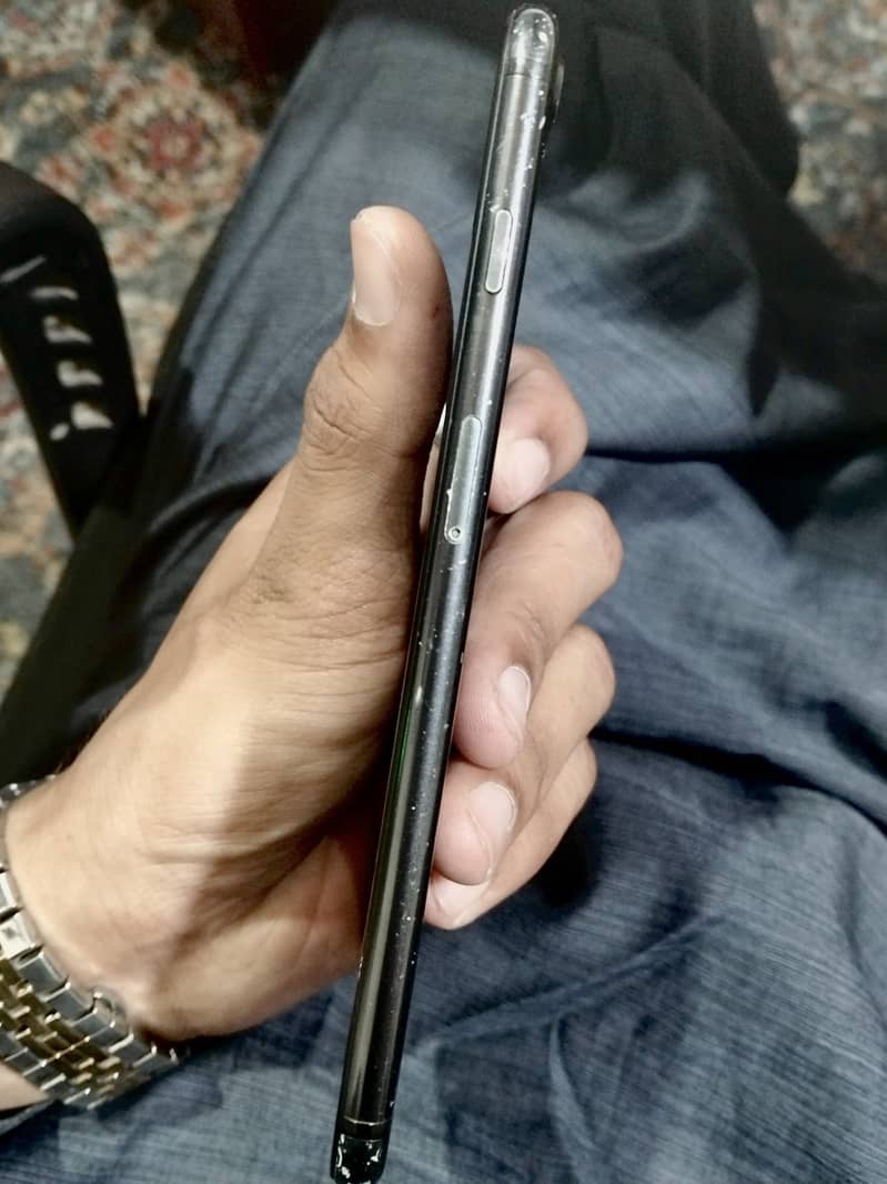 Apple iPhone 7 Plus 2
