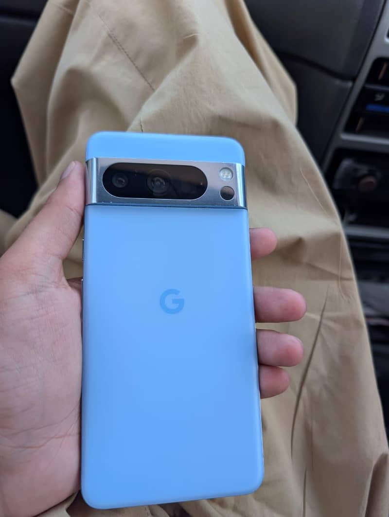 Google Pixel 8 Pro 0