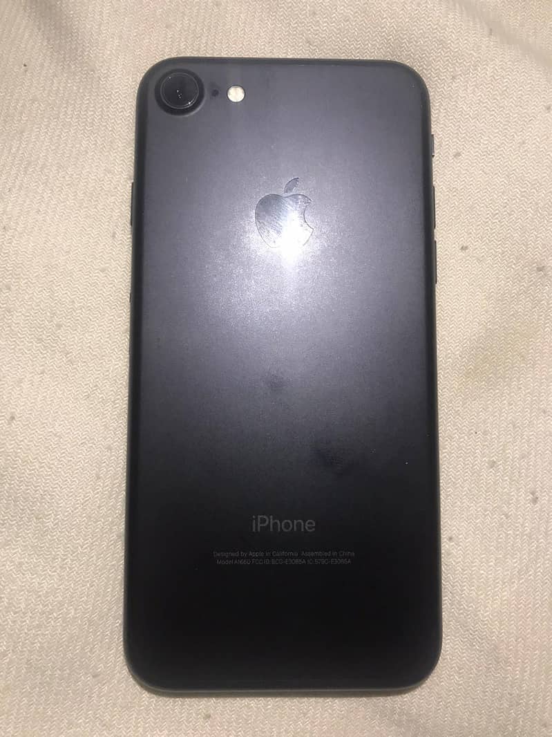 Apple iPhone 7 9