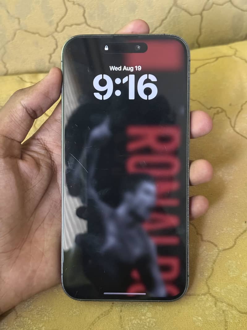 Apple iPhone 14 Pro Max 0