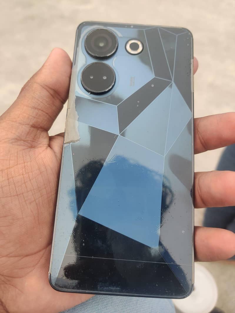 Tecno CAMON 20 Pro 1