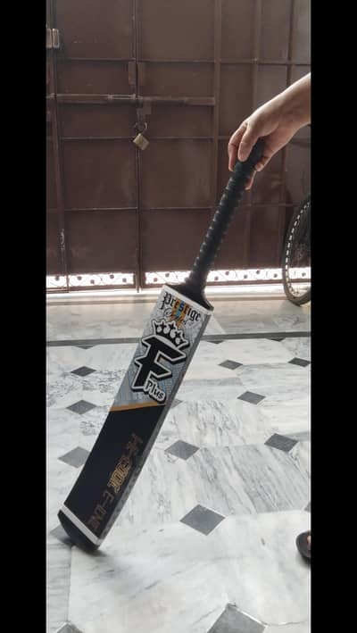 F plus taimoor prestige series bat