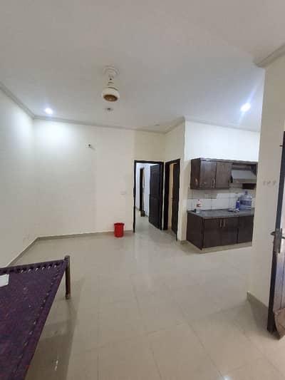 5 Marla Flat For Rent