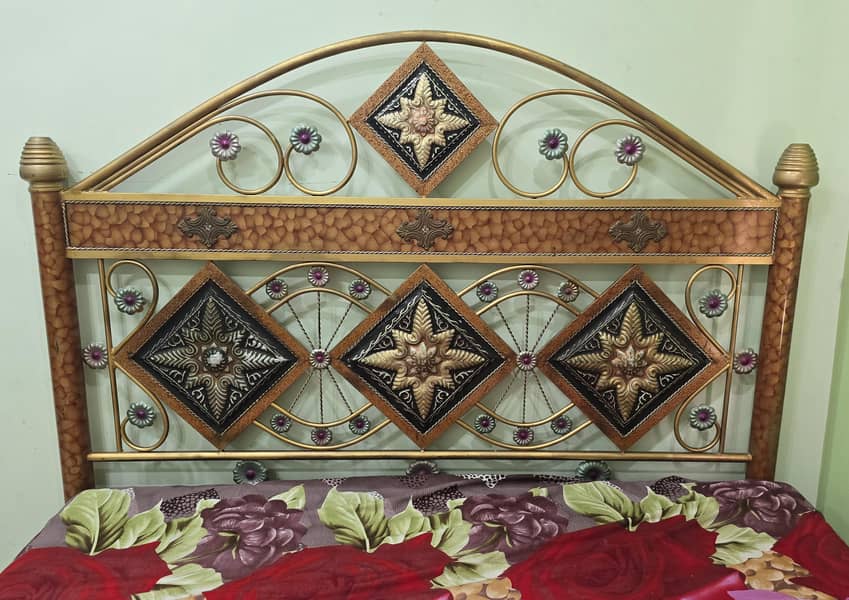 King Bed 1