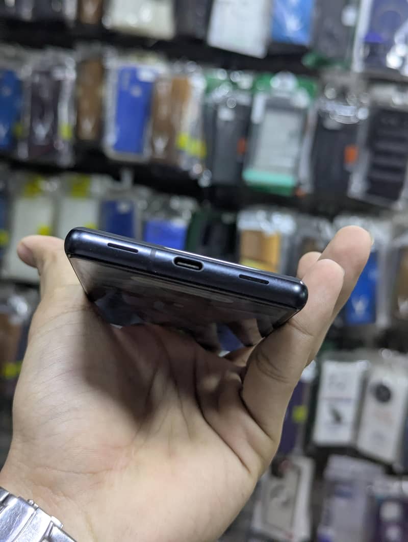Google Pixel 7a 3
