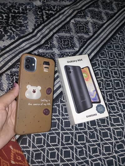 Samsung Mobile A04