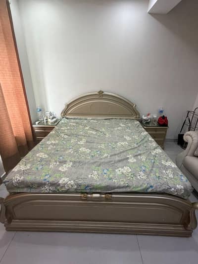 Deco glass Wooden Bed Set For Sale