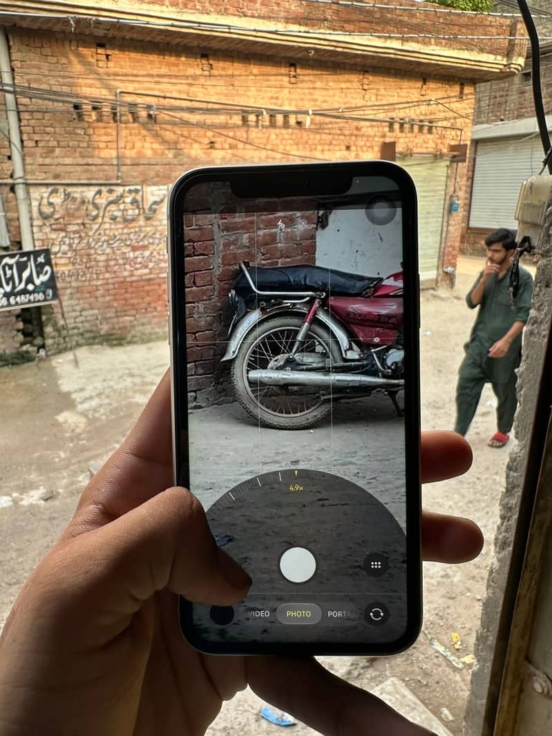 Apple iPhone 11 1