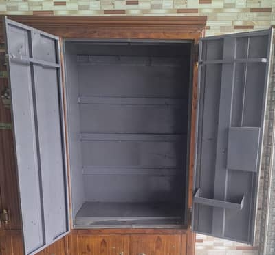 4 door wardrobe