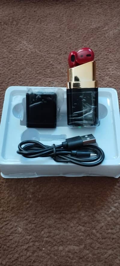 lipstick Handfree brand new Urgent for sale