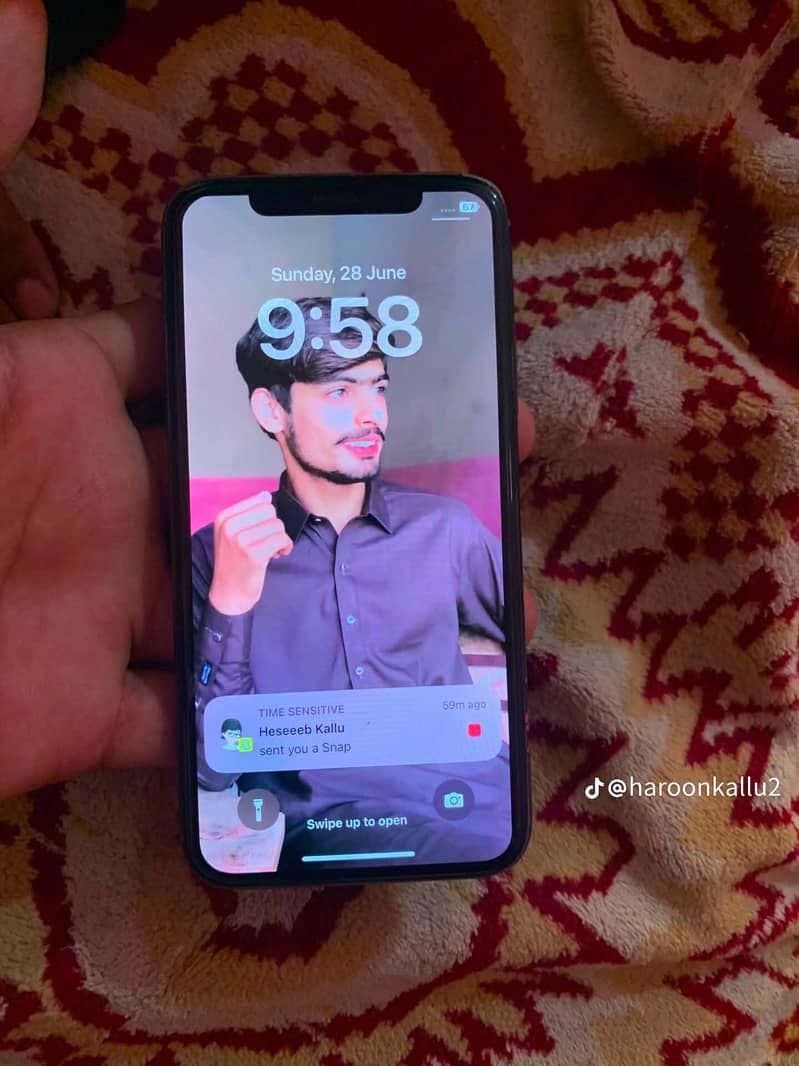 Apple iPhone X 0