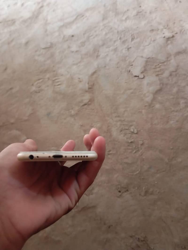 Apple iPhone 6 4