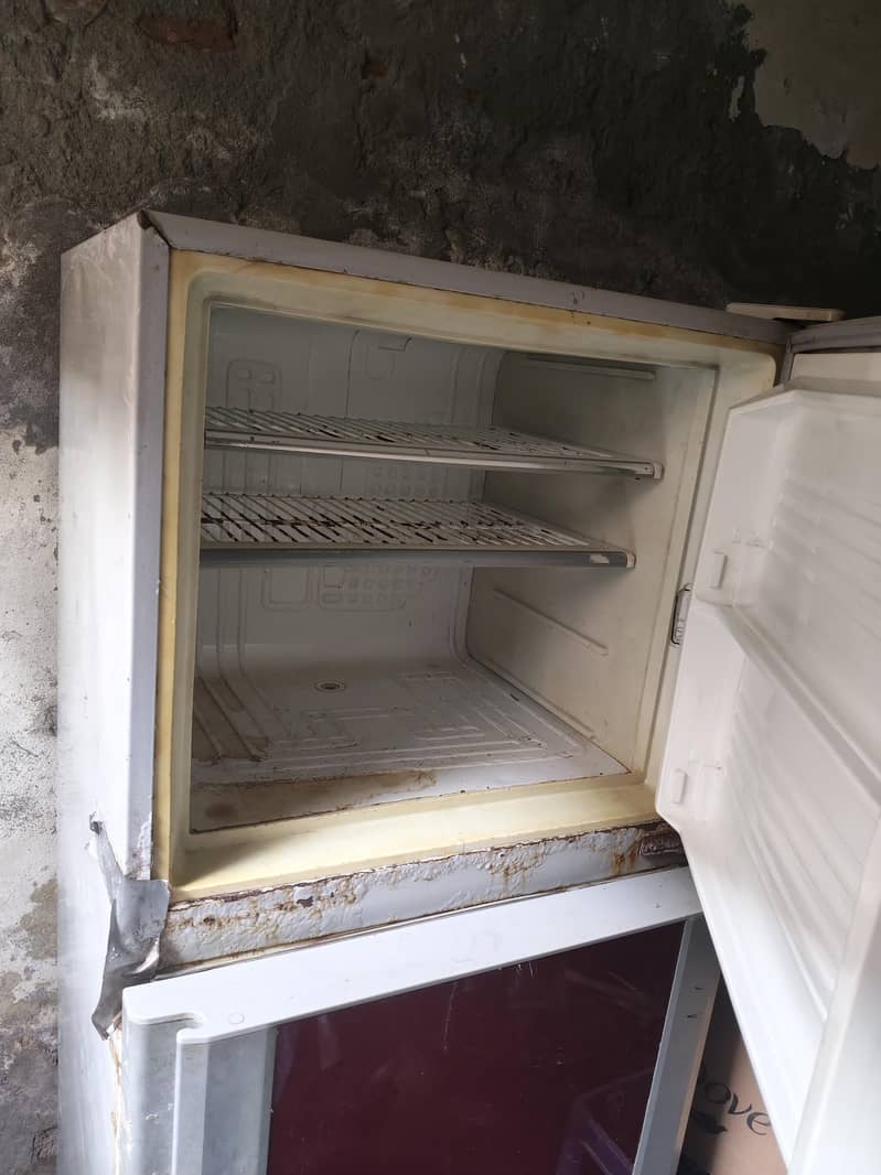 dawlance frige 3