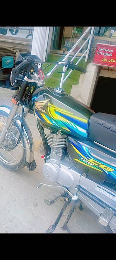 hoda 125 model 15 modify Honda abhi tyar krwaya ha har cheez original