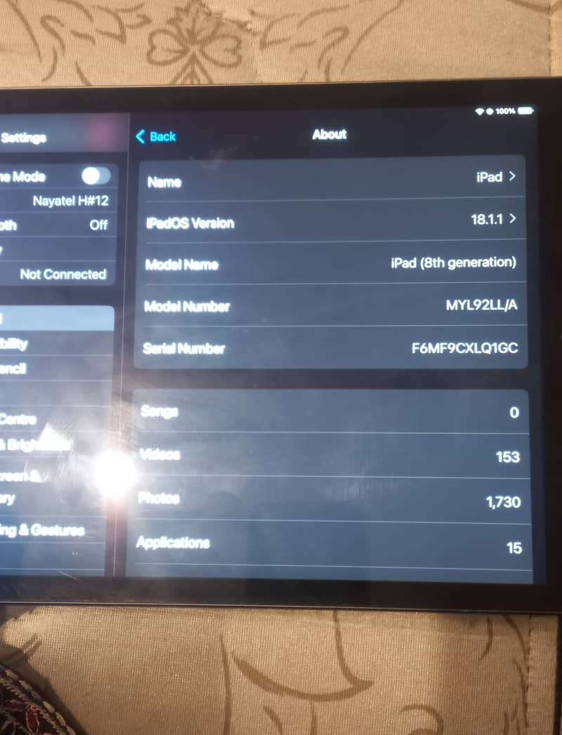 ipad  8 & 32 GB 1
