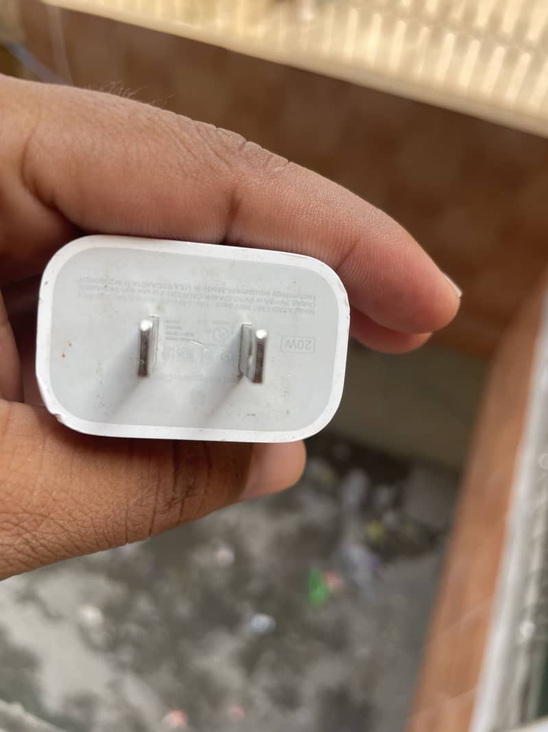 iPhone Adapter 2