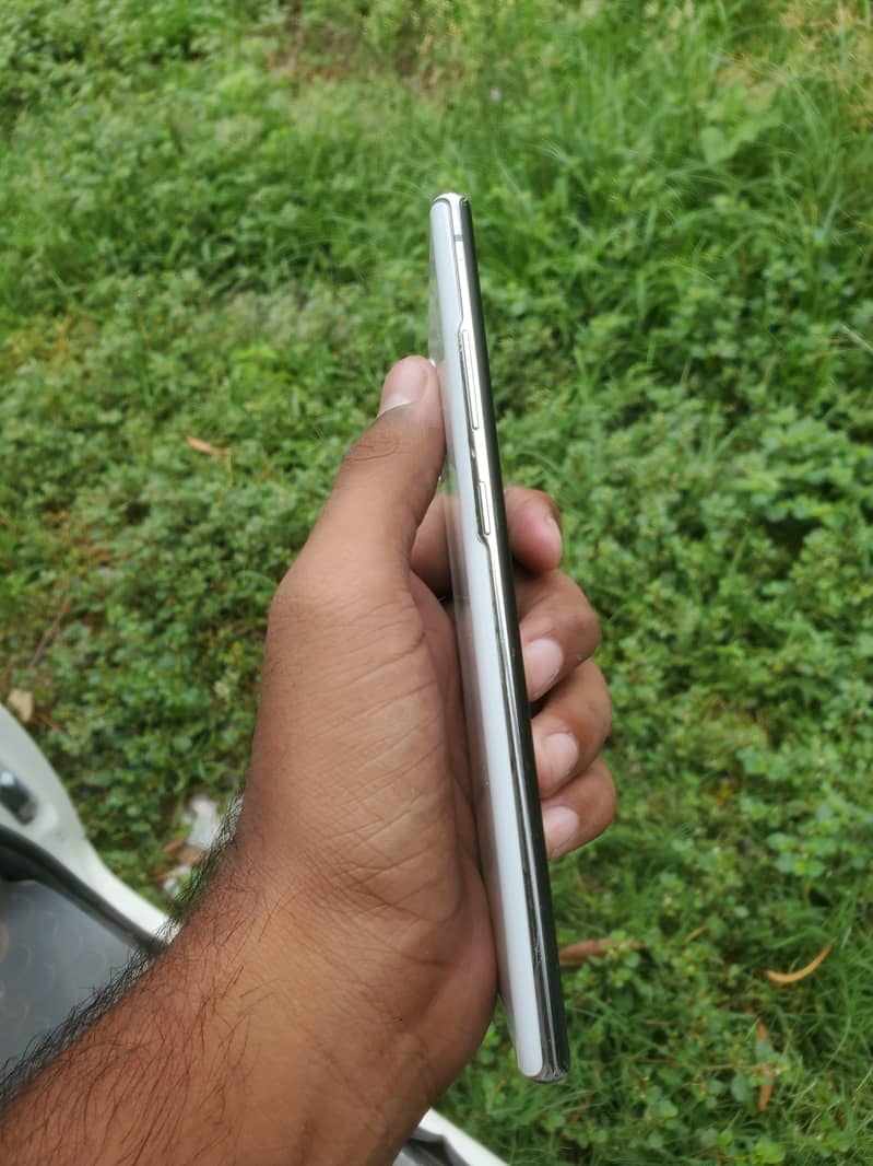 Samsung  Note 10 Plus 4