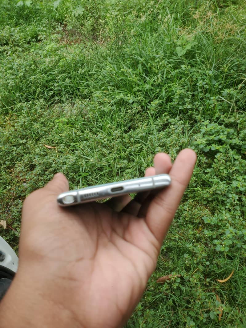 Samsung  Note 10 Plus 6