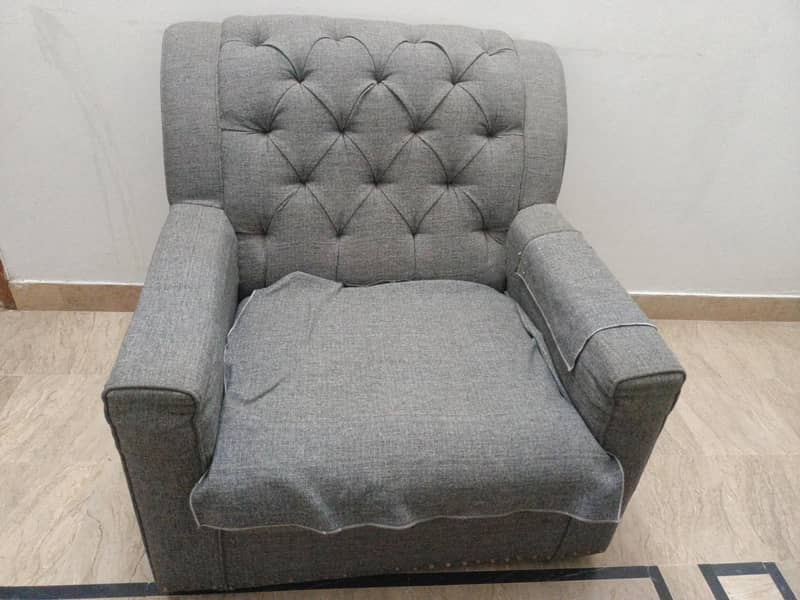 7 senator Sofa 0