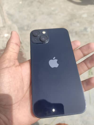 Apple iPhone 13