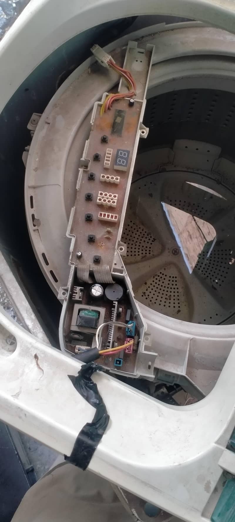 all-rounder electrical worker 2