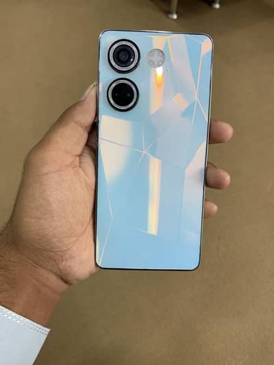 Tecno CAMON 20
