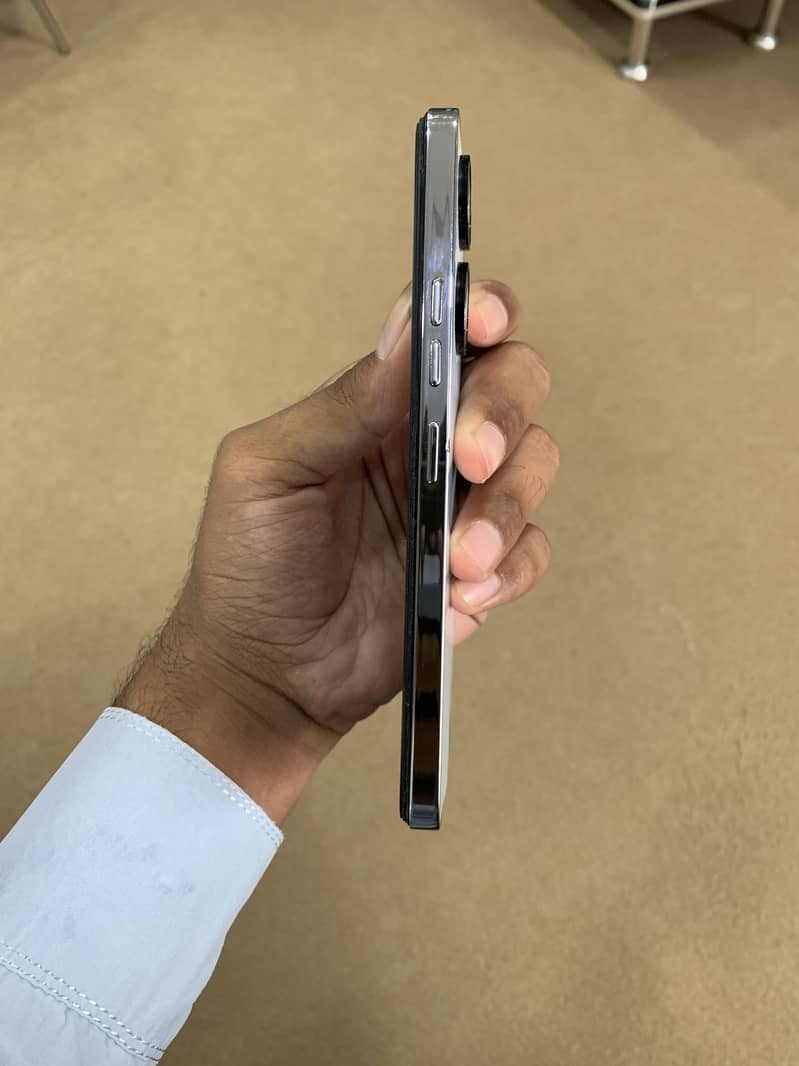 Tecno CAMON 20 1