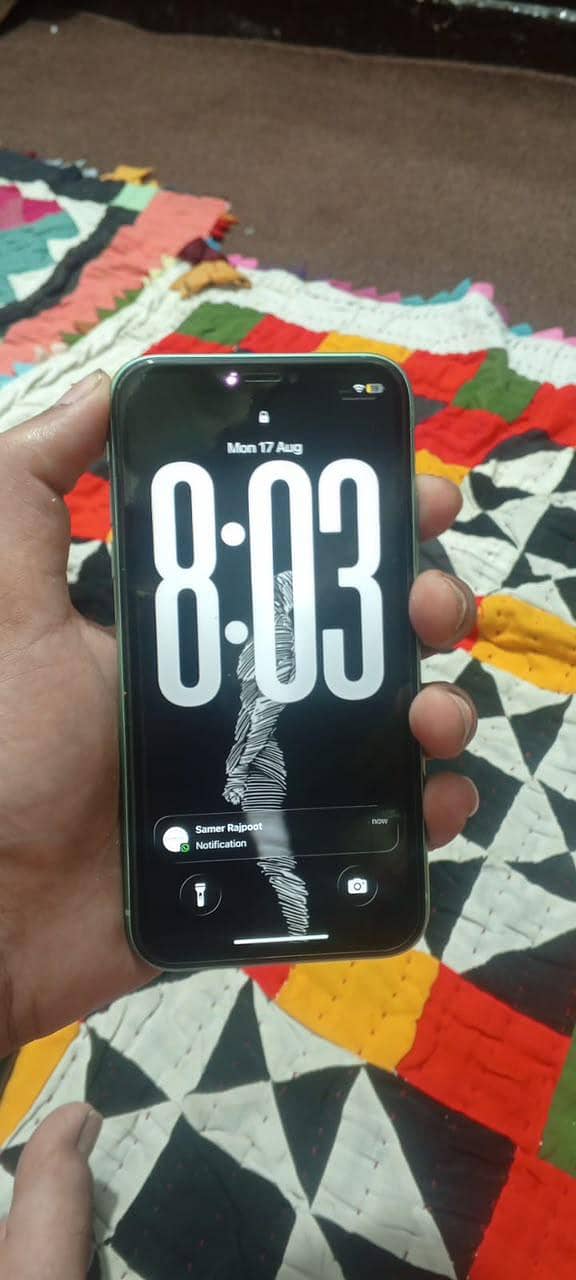 Apple iPhone 11 0
