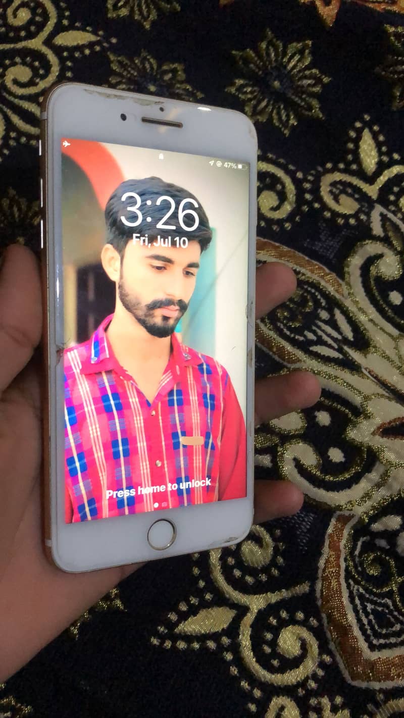 Apple iPhone 7 Plus 1