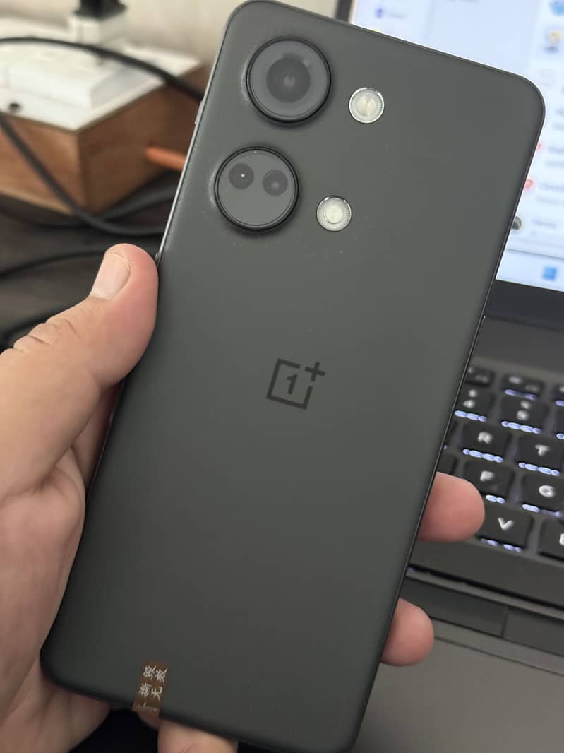 One Plus Ace 2V 0
