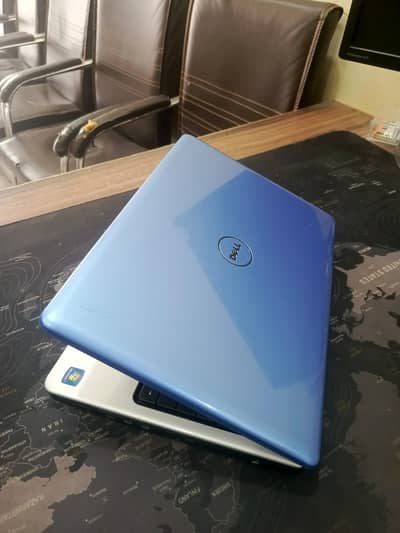 Dell Inspirop 1440 Core 2 Duo 4GB Ram 160GB HDD 14" inches Display