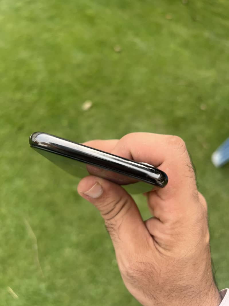 Apple iPhone X 7