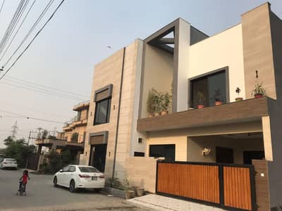 Luxury Corner House For Sale In Harbanspura Society