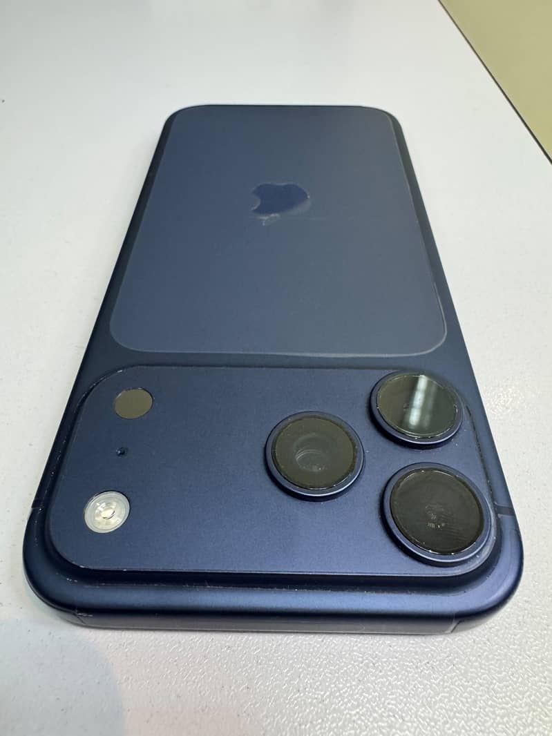 Apple iPhone 17 Pro Max 256GB – Non PTA 3