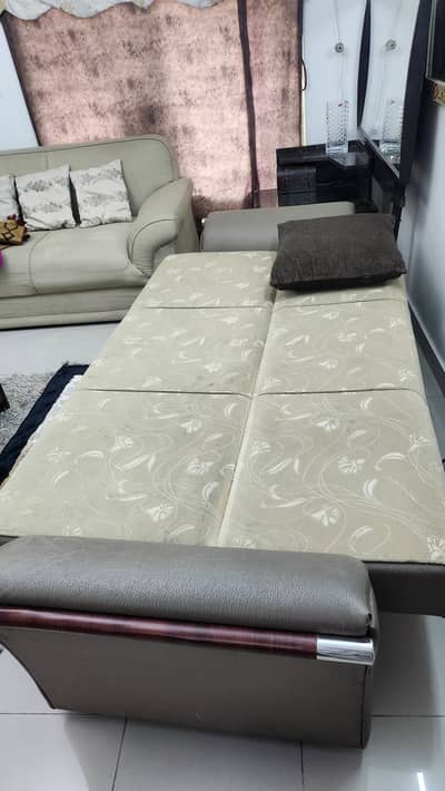 Heavy high quality sofa cum bed excellent condition