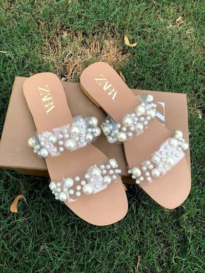 Zara flats White straps size 6-11