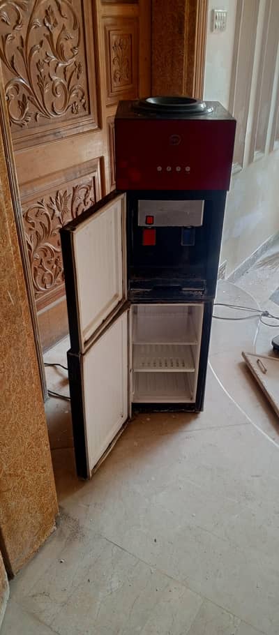 Pel Water Dispenser In Cheap price Good quality