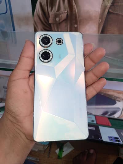 Tecno CAMON 20