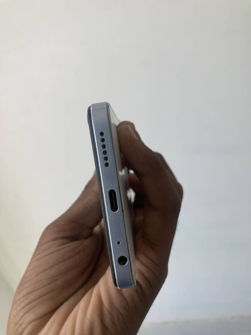Tecno Spark Go 1