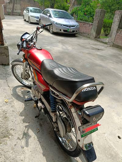 Metro Mr70 2011